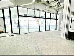 Scape (D9), Retail #570505071